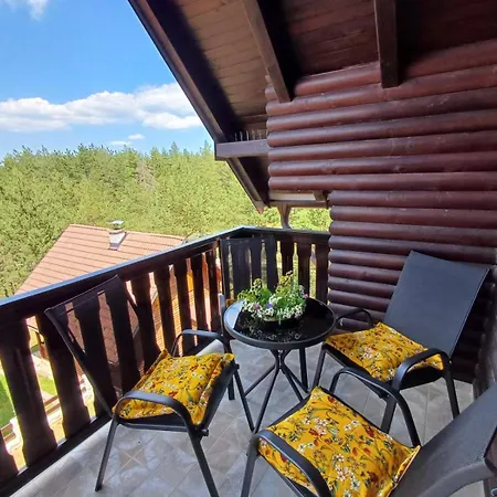 Tara Malesevic - 4 Lux * Kaludjerske Bare