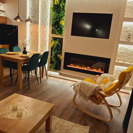 Tara Malesevic - 4 Lux Apartament